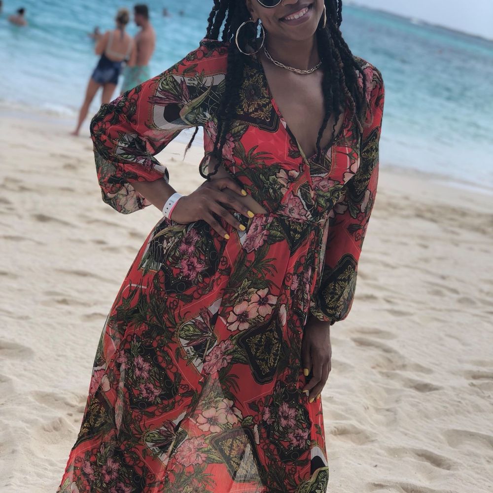 Meet your Posher, Morrisa